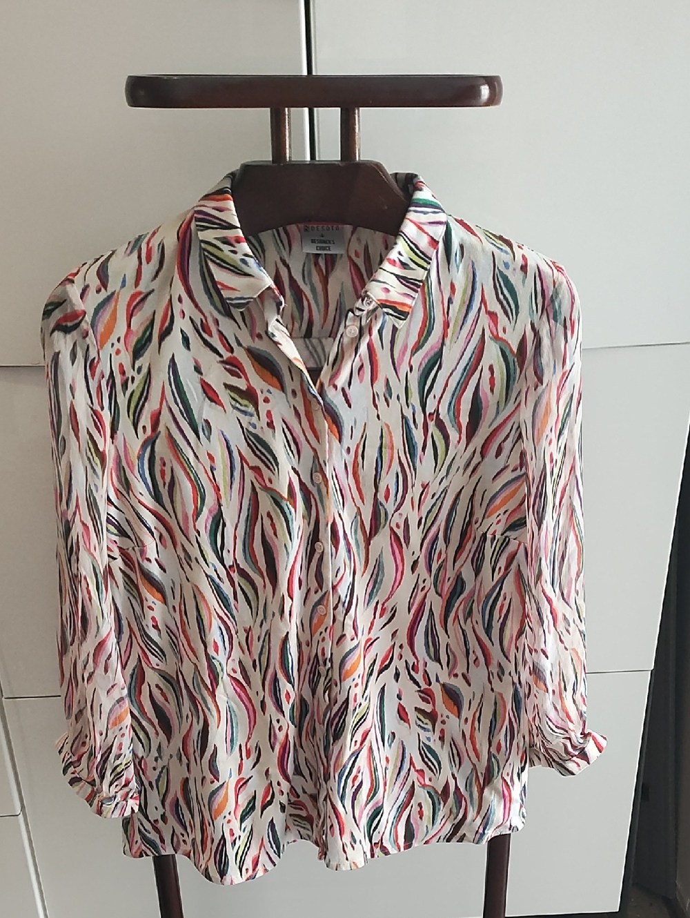 DESOTO Multicolor Wave-Print Button-Up Blouse